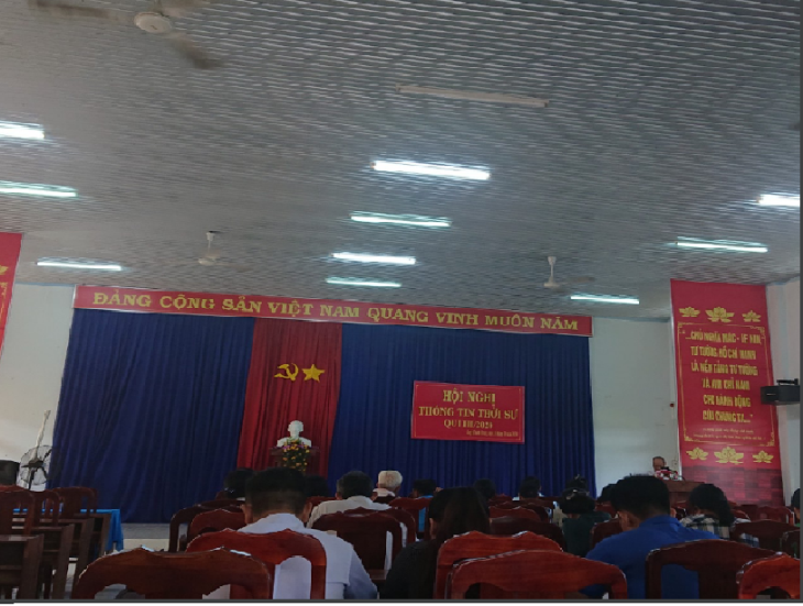 Đảng ủy phường Long Thành Trung tổ chức Hội nghị Thông tin thời sự quí III năm 2020